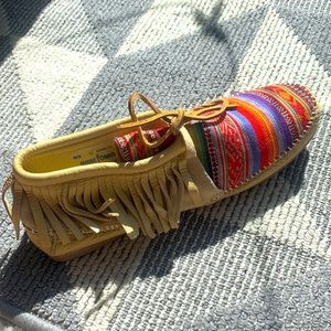 Minnetonka colorful moccasins